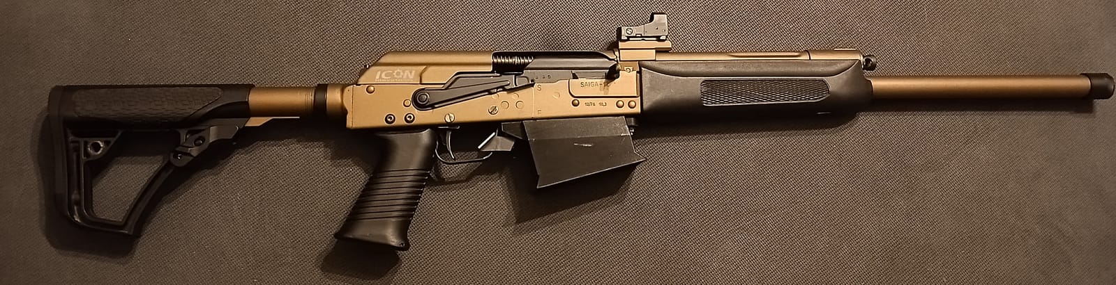 Izmash Saiga 12 öntöltő sörétespuska