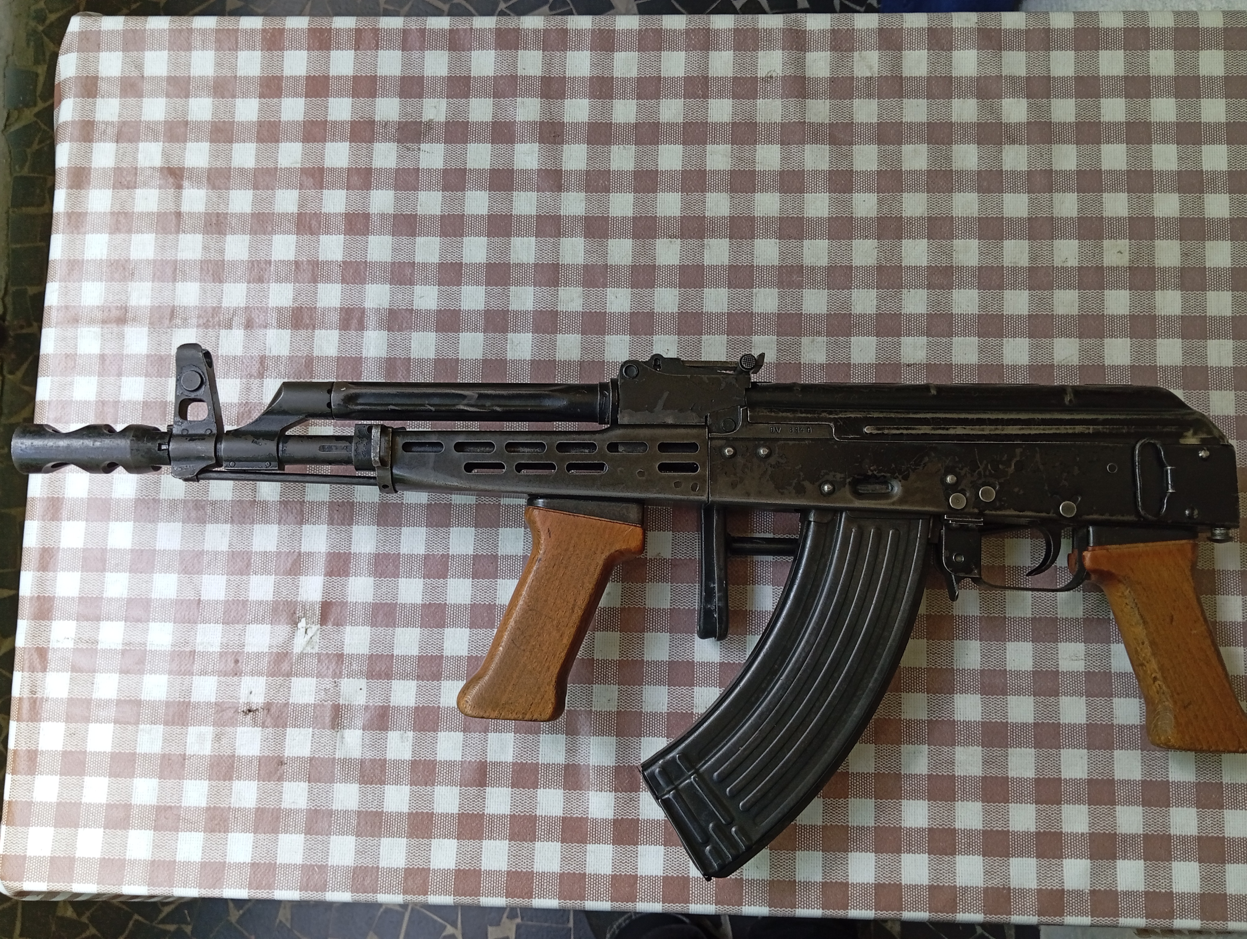 AMD-65 hatástalanított