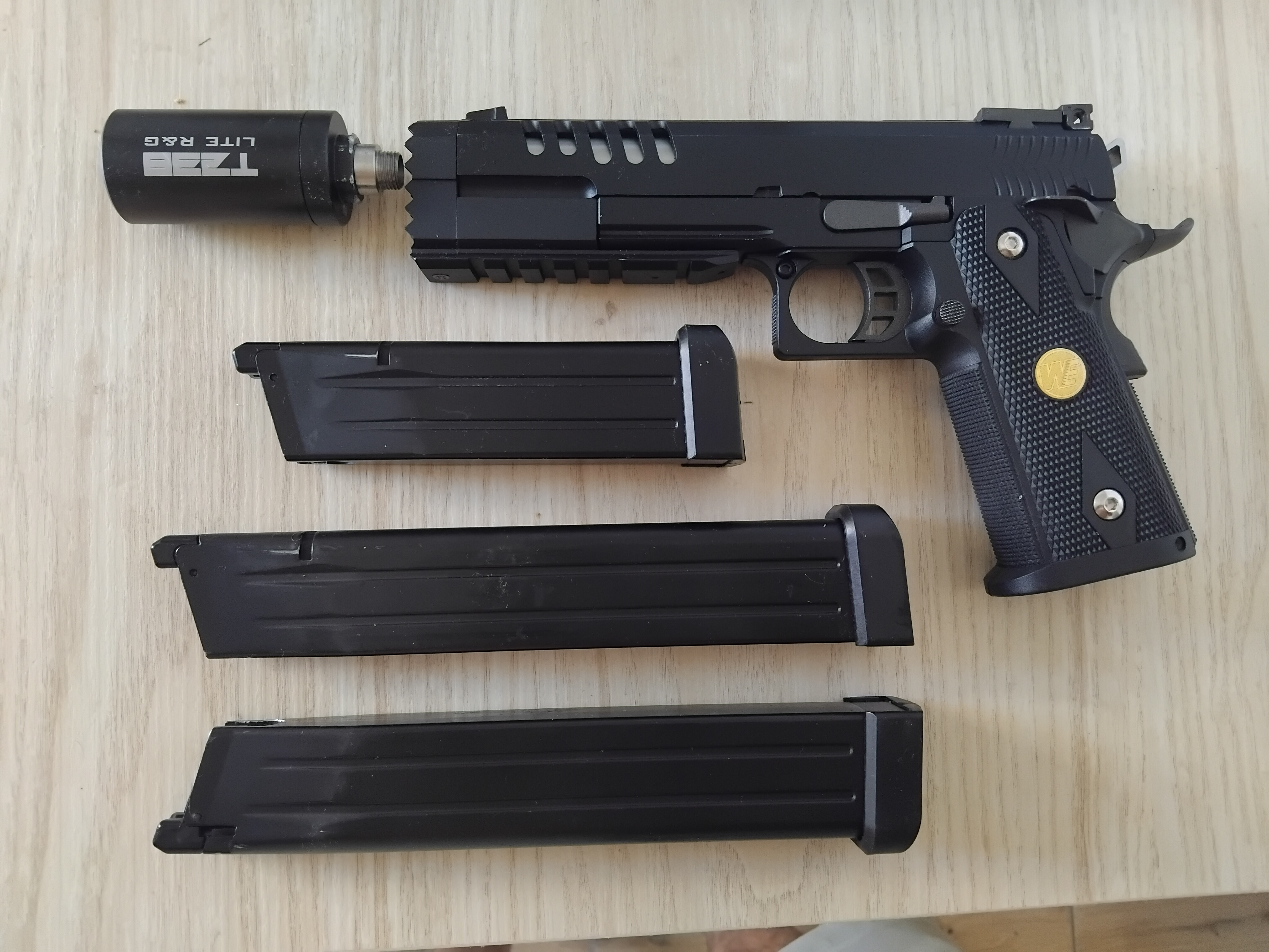 We hi-capa airsoft